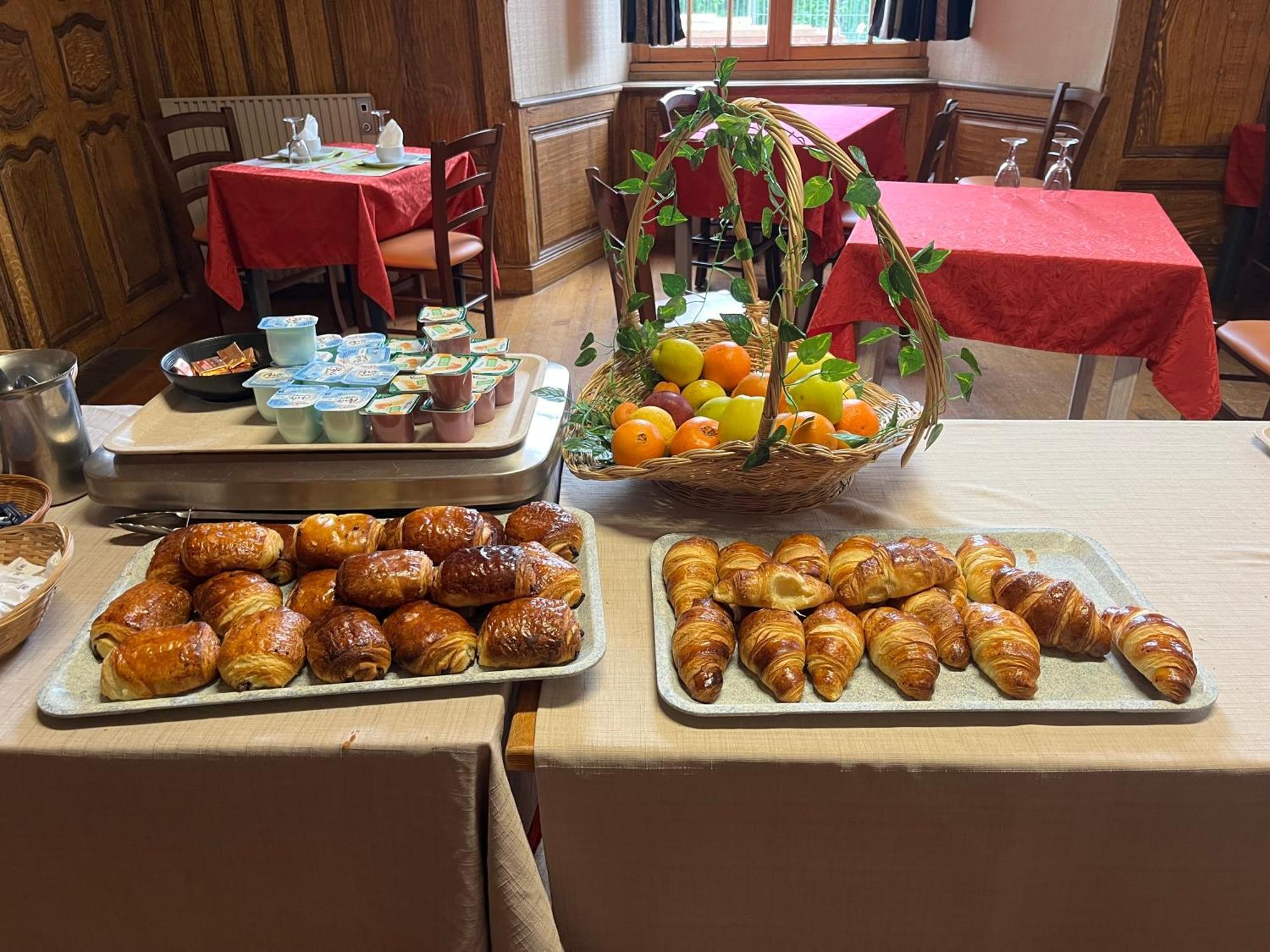 Hotel Logis Ancien Grand Seminaire